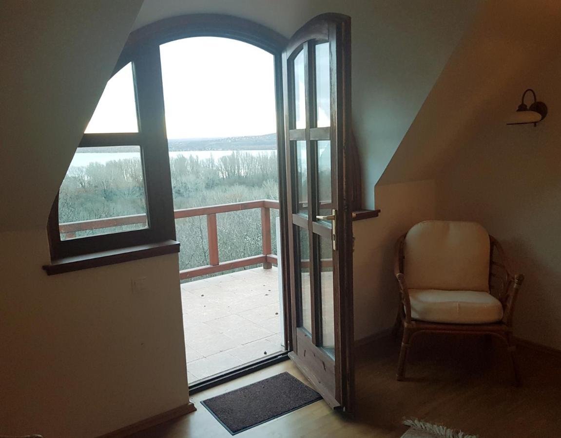 Villa Korozsa Vendeghaz Tihany Exteriör bild